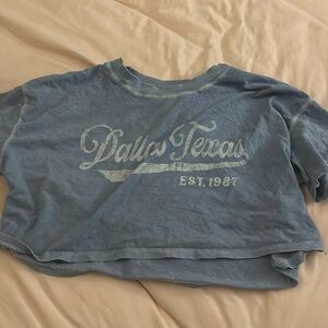 aéropostale tee shirt size small and never worn